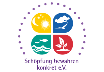 Das Logo des Vereins in Kreisform im inneren befinden sich stilisiert vier Elemente der Erde umrahmt von punkten in Kreisform angeordnet im unteren Bereich der Schriftzug mit dem Vereinsnamen